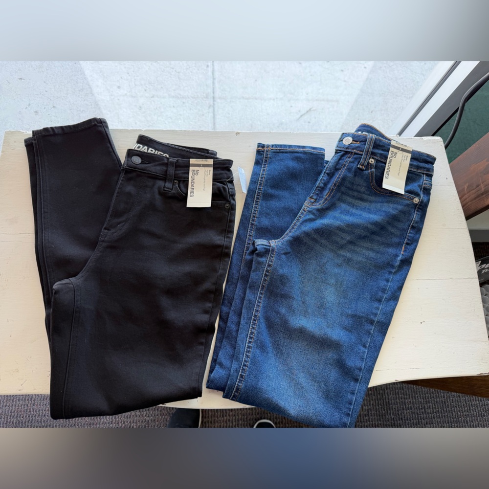 2 Pair No Boundaries Jeans - Black & Blue Denim size 2 Skinny High Rise  NWT